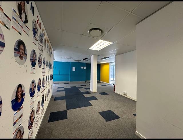 304M² OFFICE TO LET IN SANDTON CENTRAL